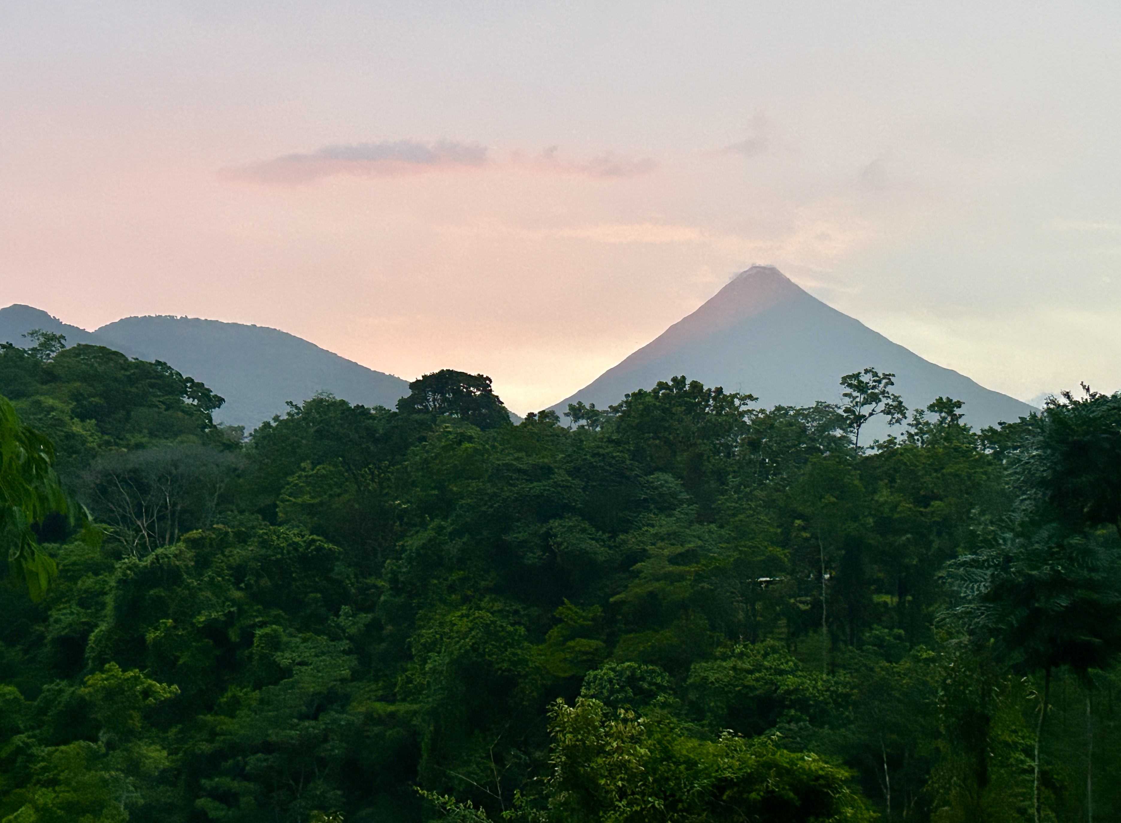 Costa Rica – Next Traveler HOME